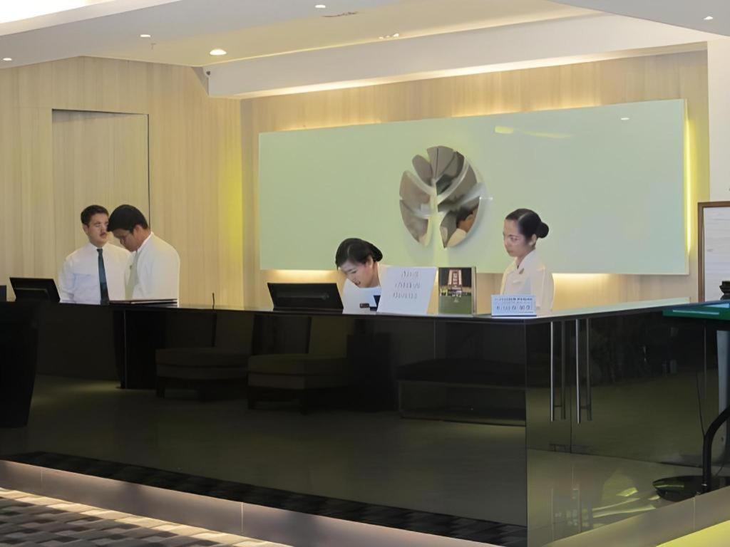 Sequoia Hotel Quezon City Zewnętrze zdjęcie