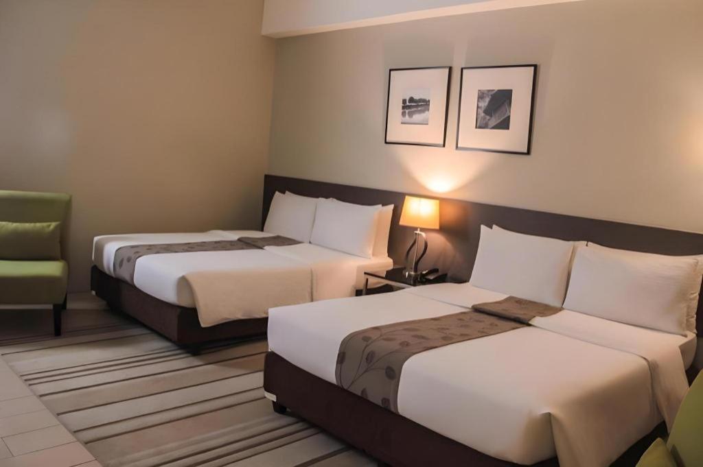 Sequoia Hotel Quezon City Zewnętrze zdjęcie