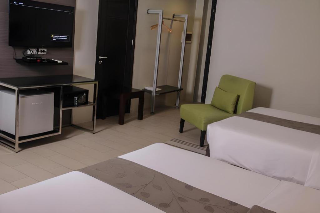 Sequoia Hotel Quezon City Zewnętrze zdjęcie