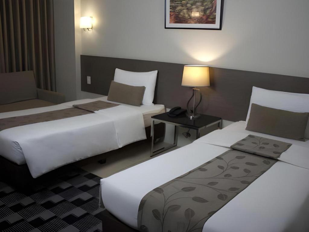 Sequoia Hotel Quezon City Zewnętrze zdjęcie