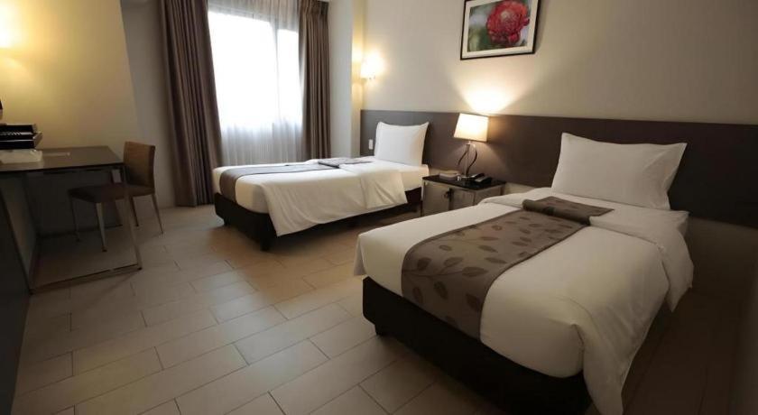 Sequoia Hotel Quezon City Zewnętrze zdjęcie